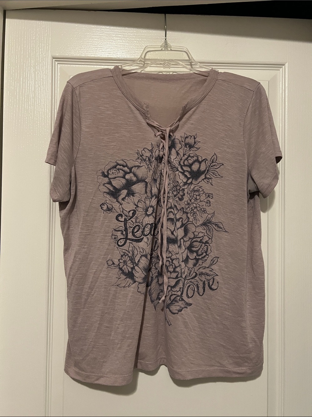 Jessica Simpson Lace-Up Floral Graphic Tee - Dusty Mauve
